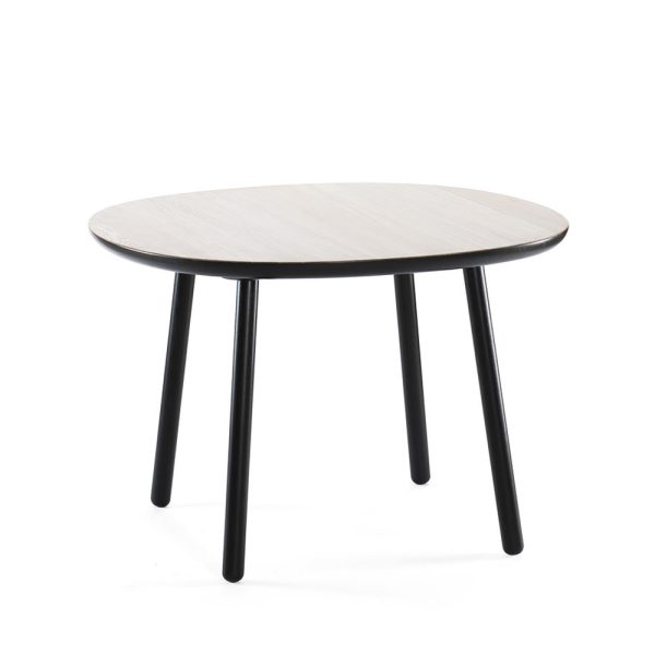 Emko Naive Dining table pyöreä ruokapöytä öljytty, kannen alaosa ja jalat mustaksi maalattu