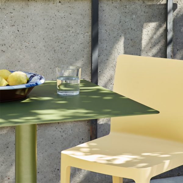 Hay Palissade Cone Table 65x65 Olive