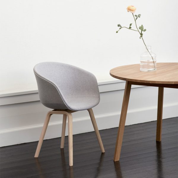 Hay Triangle Leg Table pyöreä pöytä (Ø115 cm) - Image 8