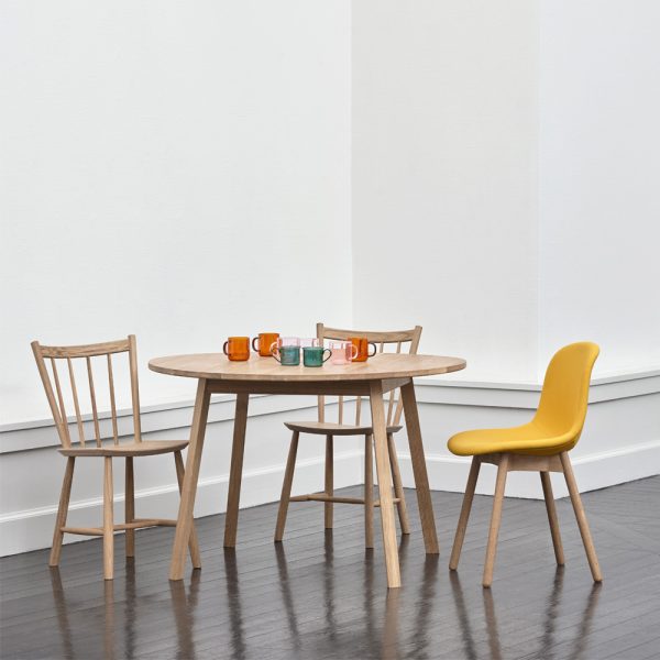 Hay Triangle Leg Table pyöreä pöytä (Ø115 cm) - Image 9
