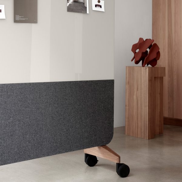 Lintex Mood Fabric Mobile 1500 x 1960 mm siirreltävä akustoiva lasitaulu puujalat - Image 5