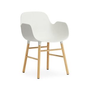 Normann Copenhagen Form Armchair tuoli (tammi)