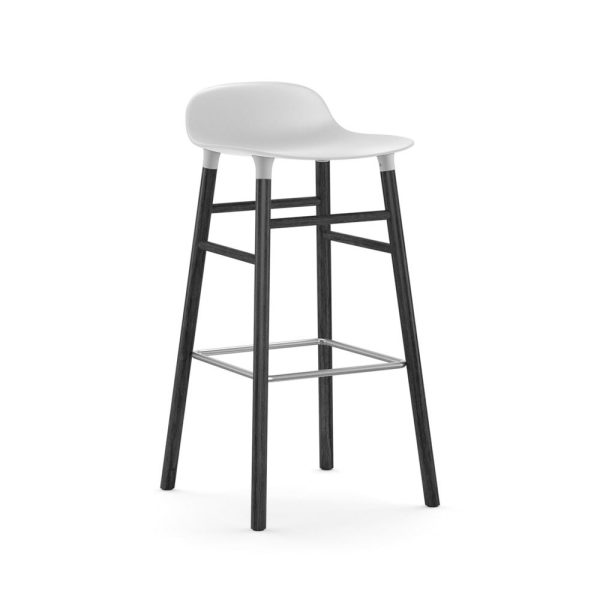 Normann Copenhagen Form korkea baarituoli (musta) - Image 9