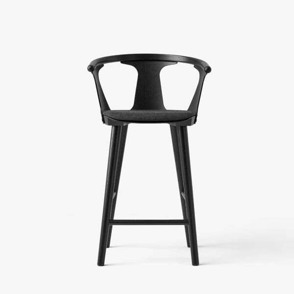 &Tradition In Between matala baarituoli SK8 Black lacquered oak