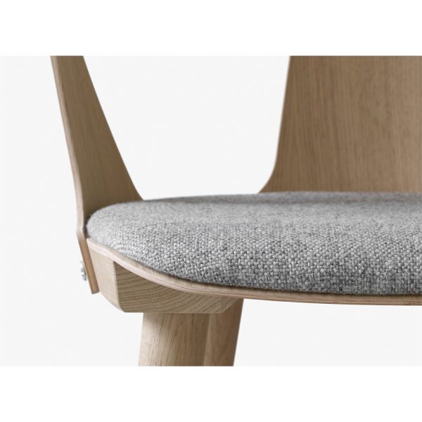 &Tradition In Between ituoli SK2 White oiled oak