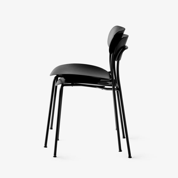 &Tradition Pavilion Chair AV1 Black Lacquered Oak