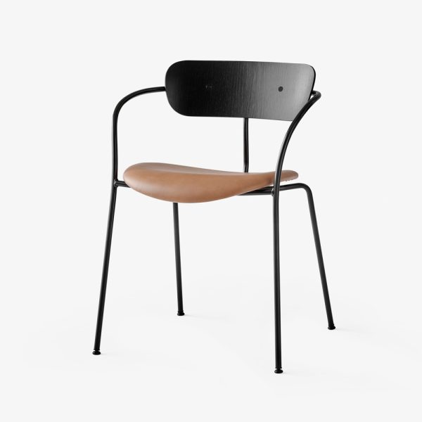 &Tradition Pavilion Chair AV4 Black Lacquered Oak