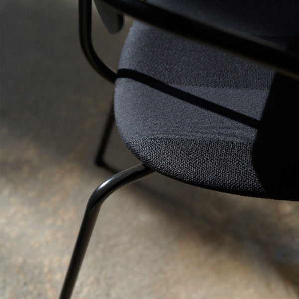 &Tradition Pavilion Chair AV4