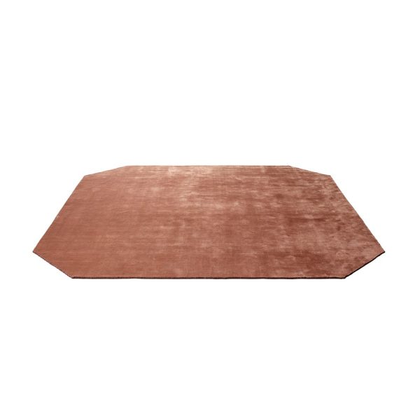 &Tradition The Moor Rug AP8 Red Heather
