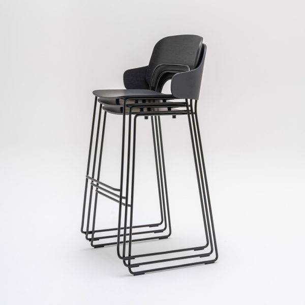 MDD Afi High Stool baarituoli käsinojilla - Image 12
