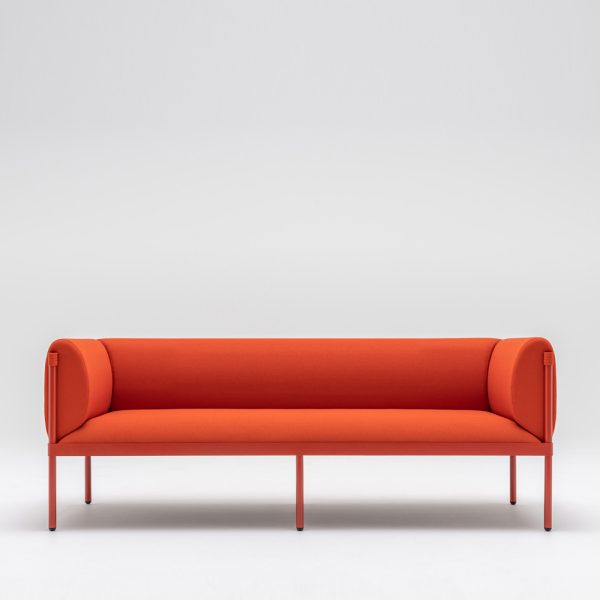 MDD Stilt Sofa Low Backed 3-istuttava sohva - Image 2