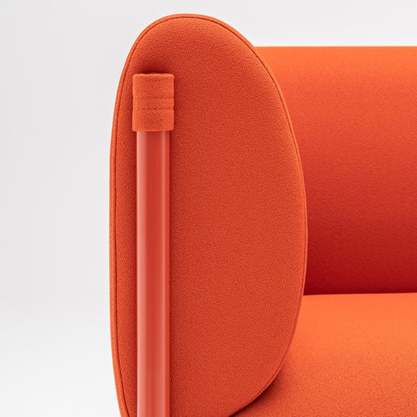 MDD Stilt Sofa Low Backed 3-istuttava sohva - Image 5