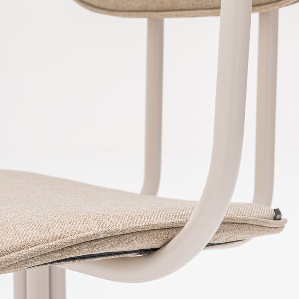 MDD New School Chair niskatuellinen verhoiltu tuoli ristikkojalka pyörillä - Image 6