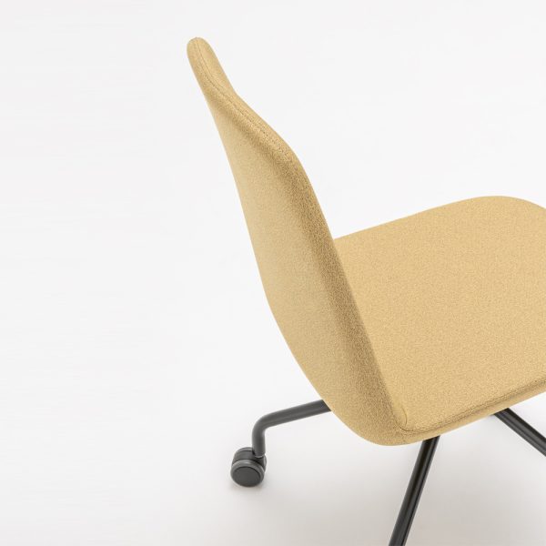 MDD Ulti Chair tuoli putkiristikkojalka pyörillä - Image 5