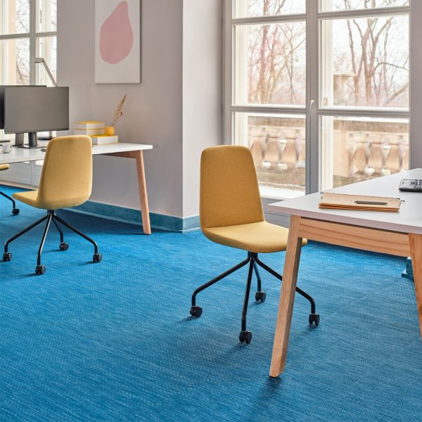 MDD Ulti Chair tuoli putkiristikkojalka pyörillä - Image 9