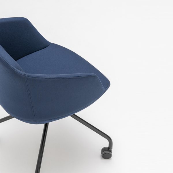 MDD Ultra Chair tuoli putkiristikkojalka pyörillä - Image 4