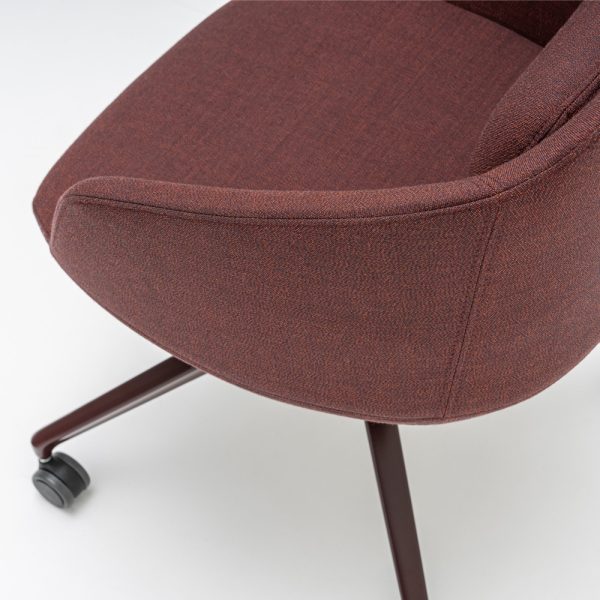 MDD Ultra Chair tuoli ristikkojalka pyörillä - Image 3