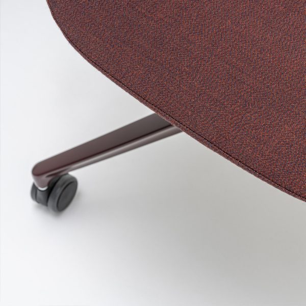 MDD Ultra Chair tuoli ristikkojalka pyörillä - Image 7