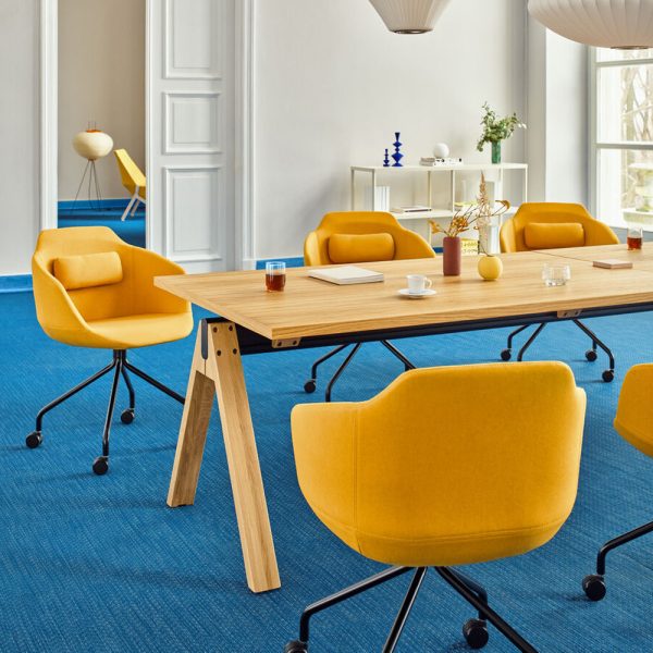 MDD Ultra Chair tuoli putkiristikkojalka pyörillä - Image 12