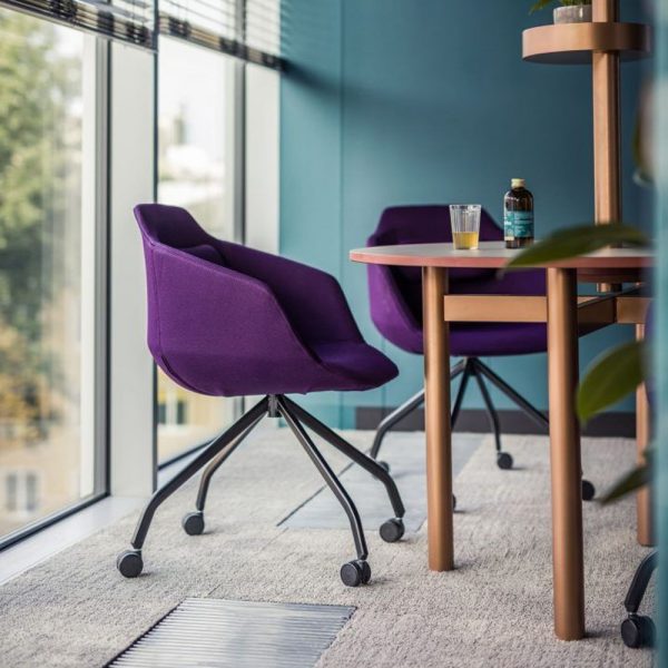 MDD Ultra Chair tuoli putkiristikkojalka pyörillä - Image 13