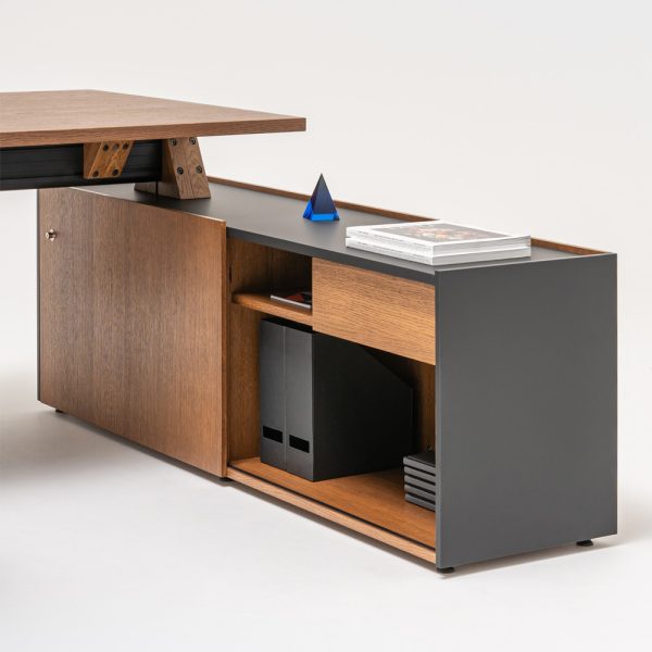 MDD Viga Executive Desk työpöytä liukuovikaapilla - Image 6