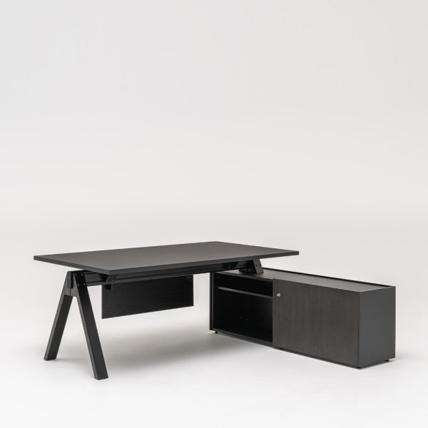 MDD Viga Executive Desk työpöytä liukuovikaapilla - Image 10