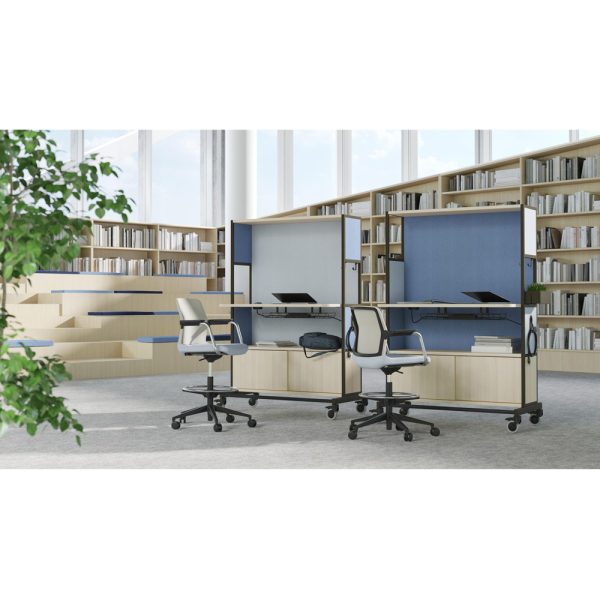 Narbutas Worklab ZWL12C työpiste kaapilla ja verhoillulla taustapaneelilla/valkotaululla - Image 15