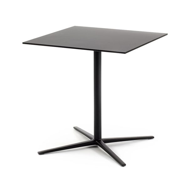 Infiniti Loop Table ravintolapöytä