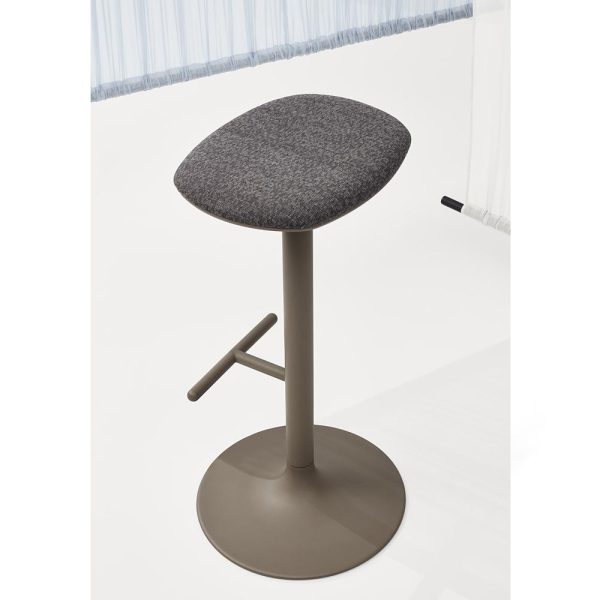 Infiniti Flink Bar Stool korkea baarijakkara - Image 8